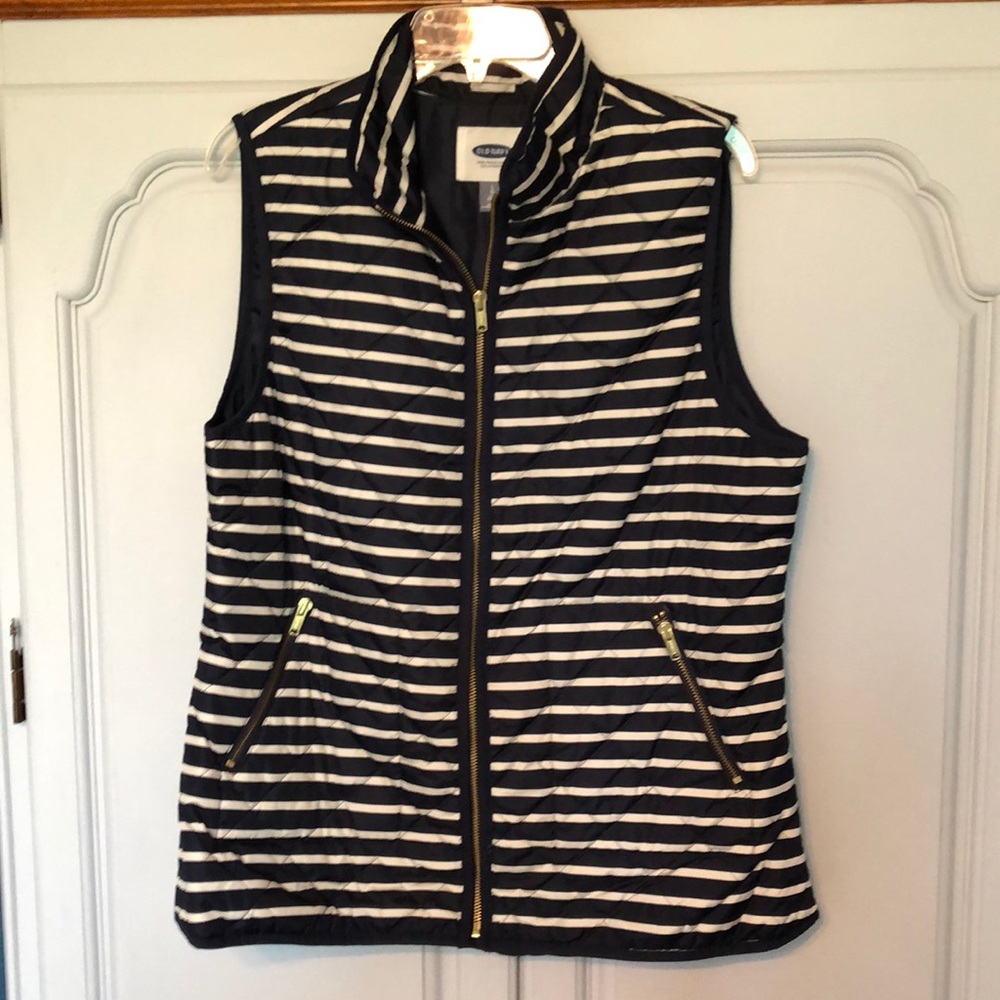 Old Navy puffer vest